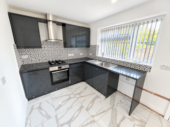 Lawrence Road, Gipton, Leeds photo 5