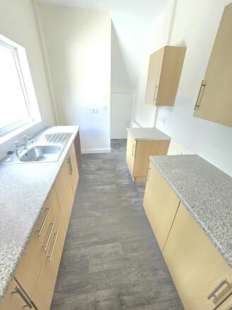 2 bed Terraced for sale Image 7