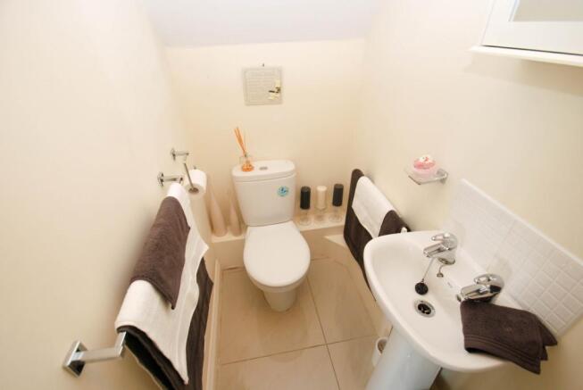 GF WC