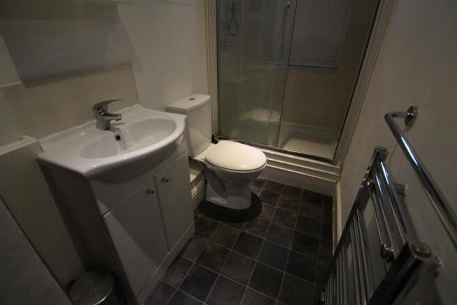 5 bed Terraced to rent Image 9