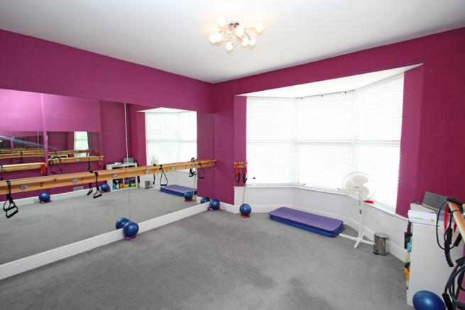 Photo 9