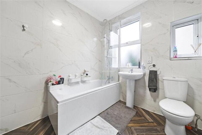 property in Fishponds Road, 
Tooting, SW17