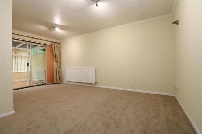 Lounge.JPG