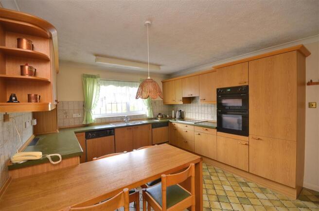 Kitchen/Breakfast Room