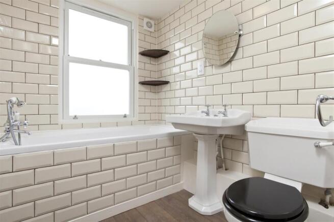 Bathroom combined W.C
