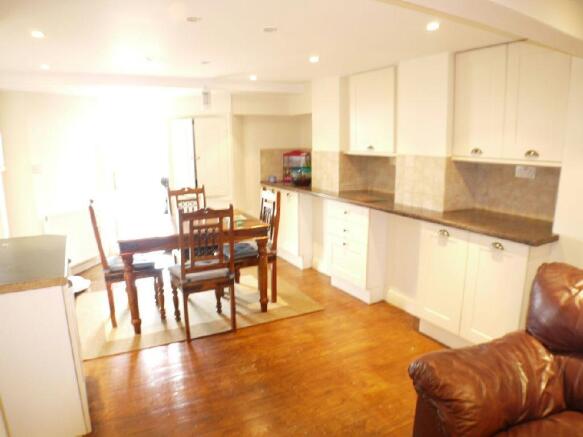 Kitchen/Family Room