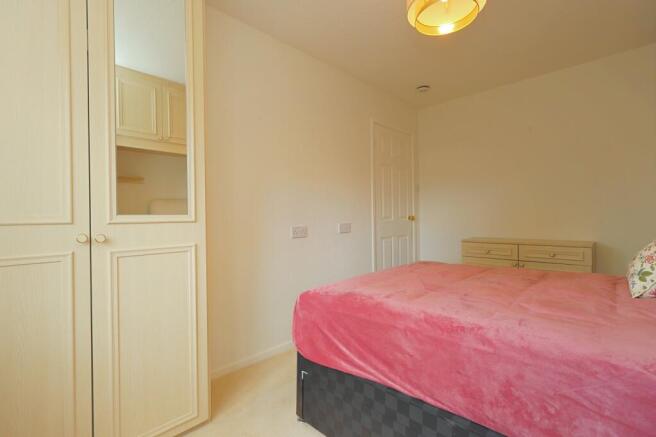 2 bed Bungalow for sale Image 10