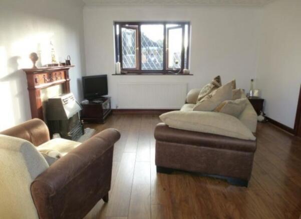 2 bed Maisonette for sale Image 6