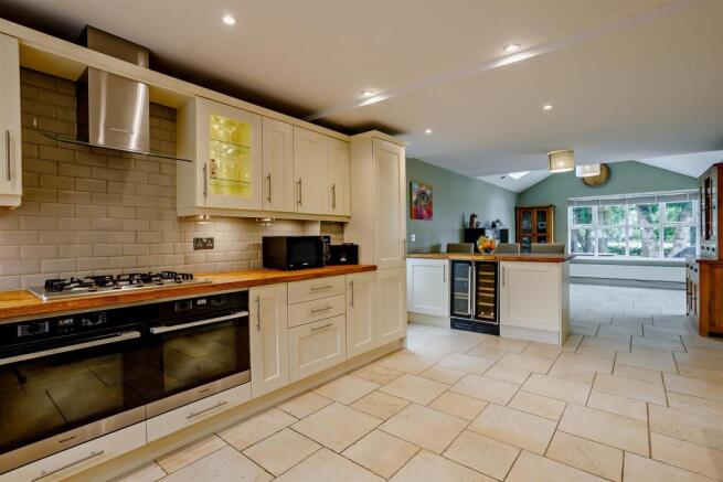 8428151-interior21-800.jpg