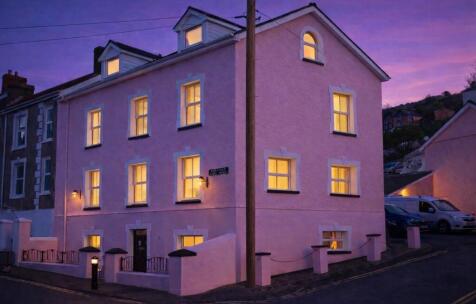 North Parade, Aberaeron, SA46