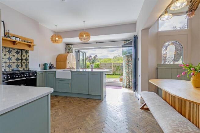 Kitchen-1.jpg
