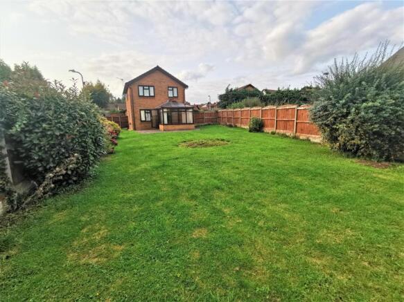 40 Mounton Drive, Rear Garden (2).jpg