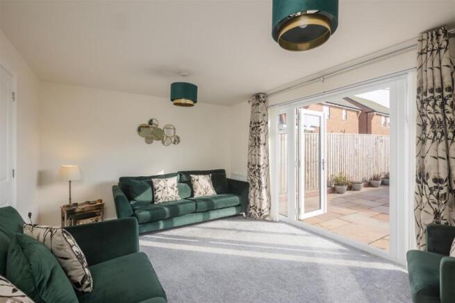 Derwent Road 35 Sitting Room-2.jpg