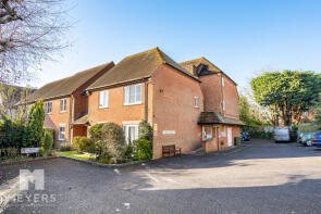 3, 27 Cottage Mews, Christchurch Road, Ringwood BH24 1DG