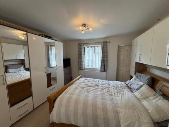 Double Bedroom 1