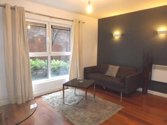 1 bed Apartment to rent Image 4