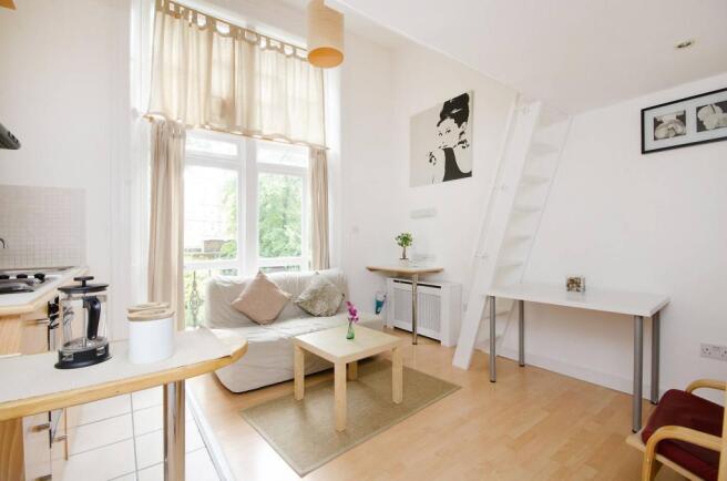Studio to rent
