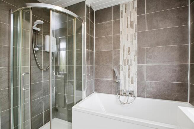 2 bed Semi-Detached Bungalow for sale Image 6