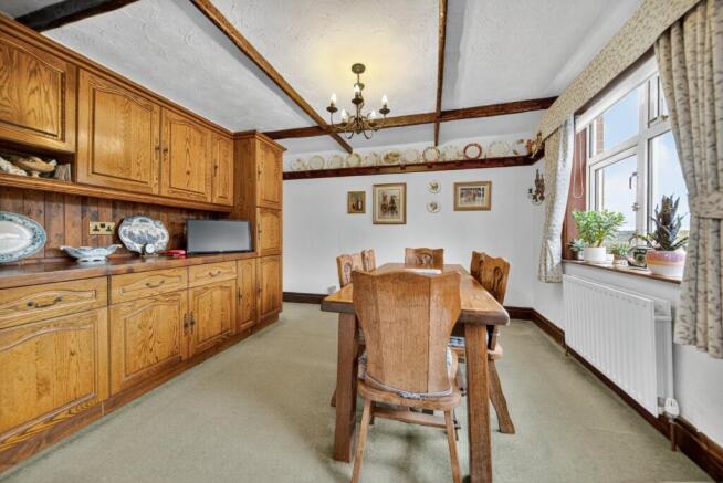 2 bed Bungalow for sale Image 8