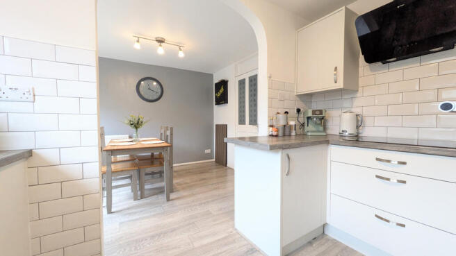 PXL_20260205_111815467.MP~2