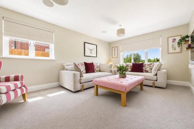 Stoneham Park, Tilehurst, Reading, Berkshire, RG31 photo 4