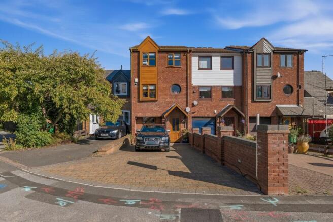4 Bedroom Terraced in NG2 3BP