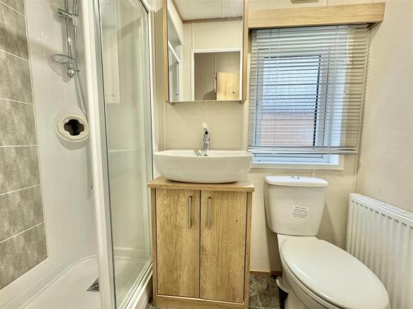 2 bed Not Specified for sale Image 10