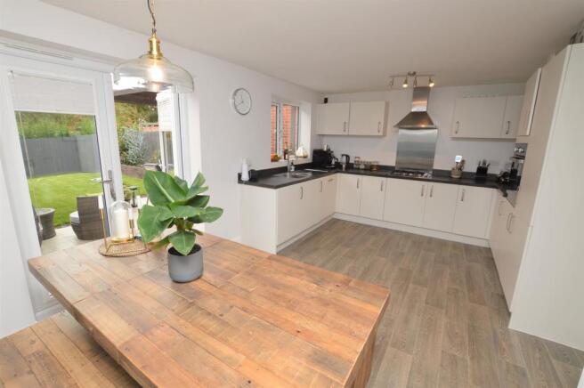 Kitchen/dining room