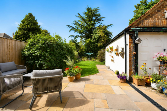 3 bed Semi-Detached for sale Image 4