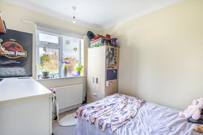 4 bed Semi-Detached for sale Image 6