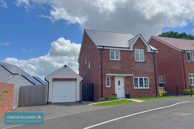 4-bed detached on Clist Way, Hemyock, EX15, £425,000
