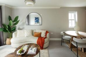 Flat 6, 1a, Martell Road, London SE21 8EA
