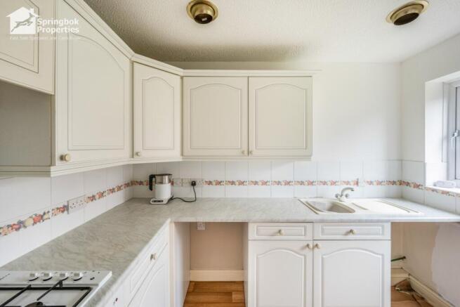 3 bed Semi-Detached for sale Image 5