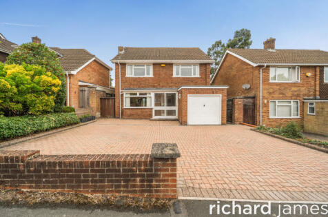 Sandringham Road, Lawn, Swindon, SN3