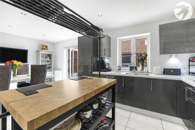Kitchen/Dining