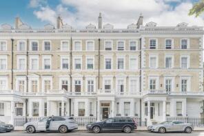 Flat 7, 90, Onslow Gardens, London SW7 3BS