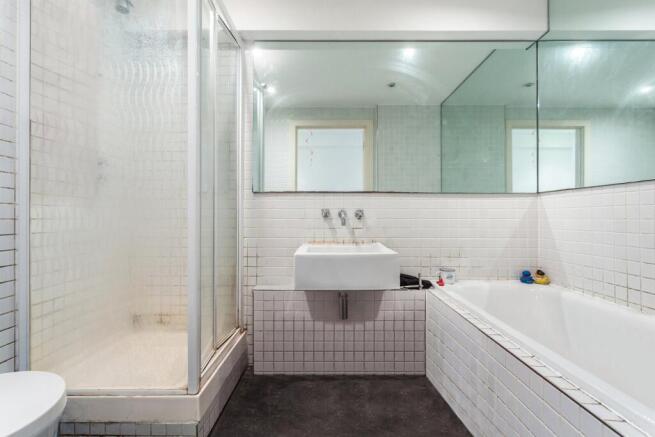 Flat 6 Bridgepoint L