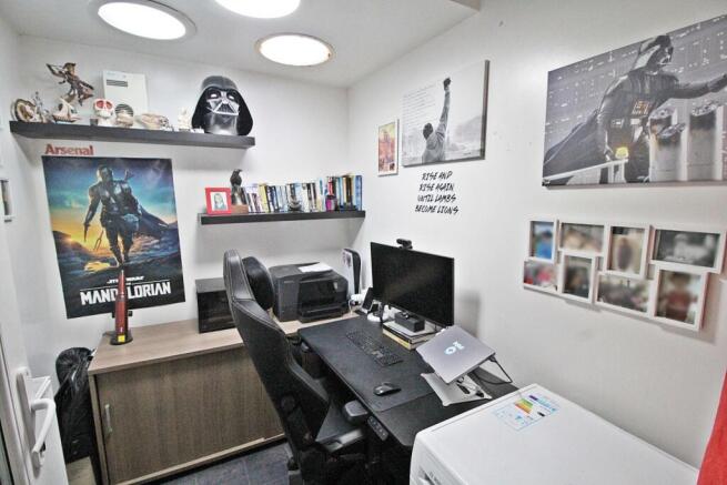 Photo 6