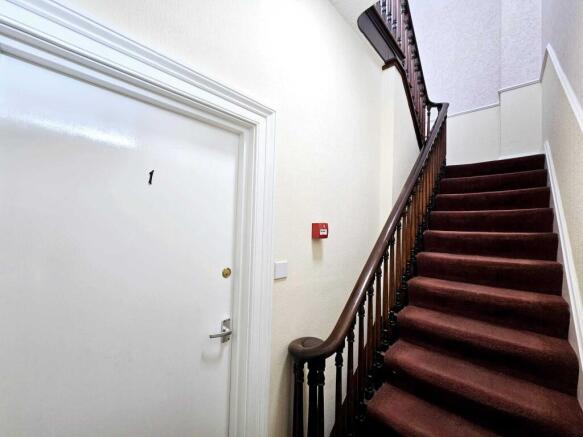 4 bed Block of Apartments for sale Image 10