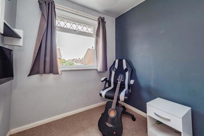 3 bed Semi-Detached for sale Image 11