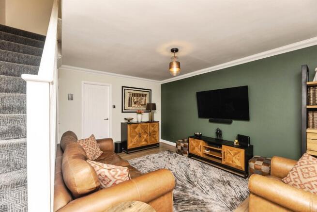 2 bed Semi-Detached for sale Image 6