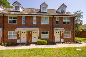 34, Burghley Hall Close, London SW19 6TN