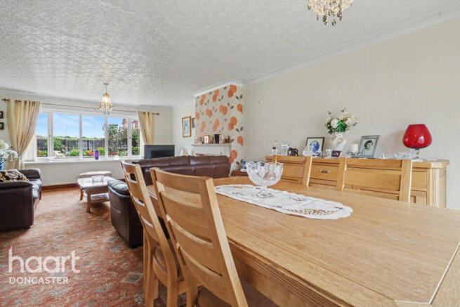 3 bed Detached for sale Image 9