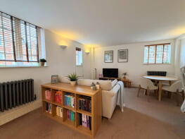 Apartment 7, 96 Great Hall, Battersea Park Road, London SW11 4LP