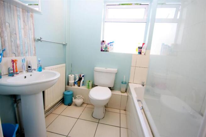 jubilee bathroom.jpg
