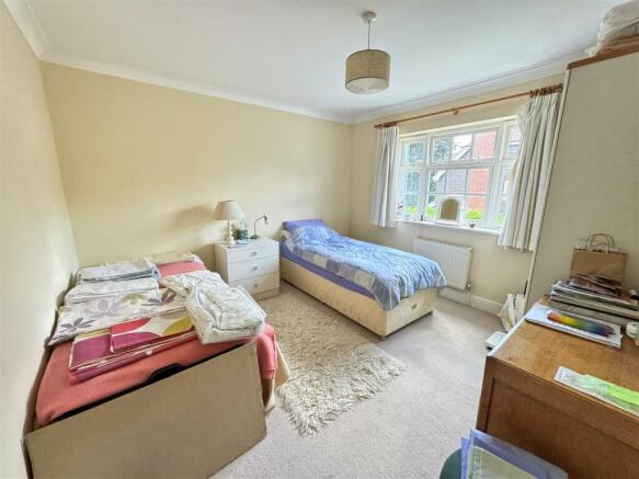 Bedroom 2.jpg