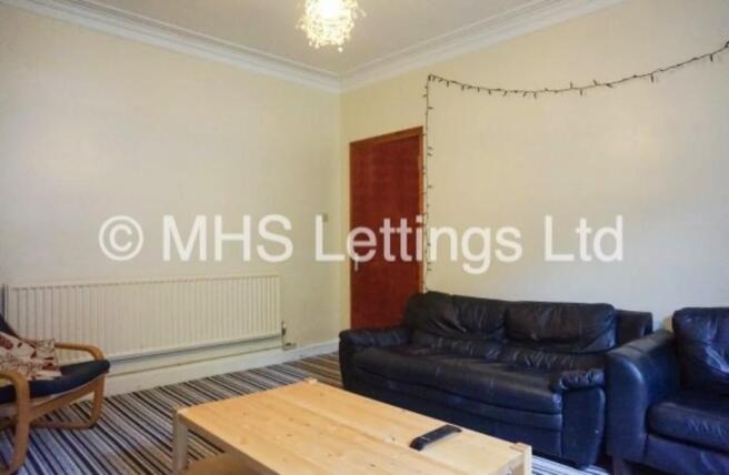 7 bed Terraced to rent Image 6