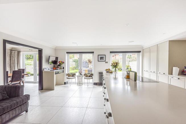 Kitchen/Breakfast