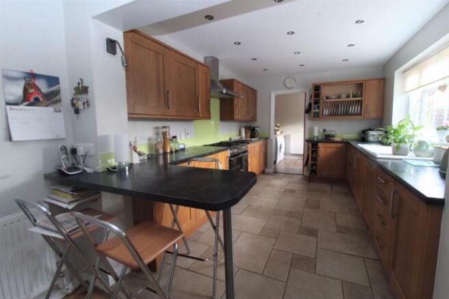 Kitchen/Breakfast Room