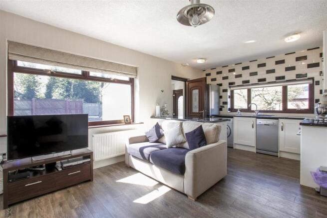Kitchen Sitting Room3.jpg